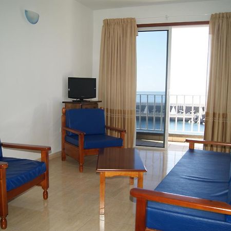 Apartamentos Los Saltos La Restinga Pokoj fotografie